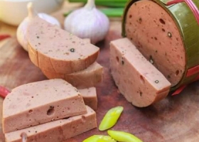 Chả Huế Hương Vị Quê Hương